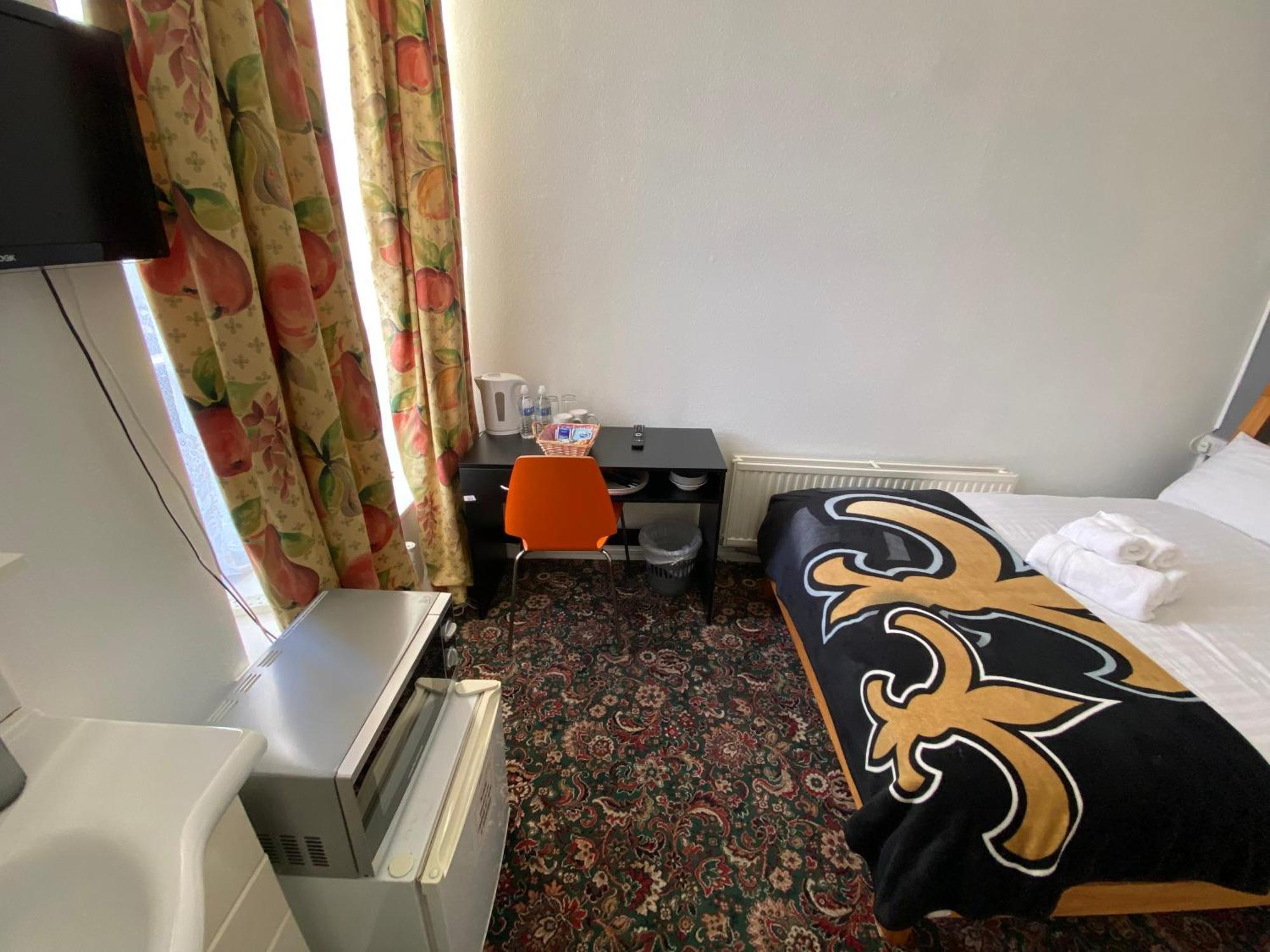 אברדין Aaran Central Guesthouse מראה חיצוני תמונה